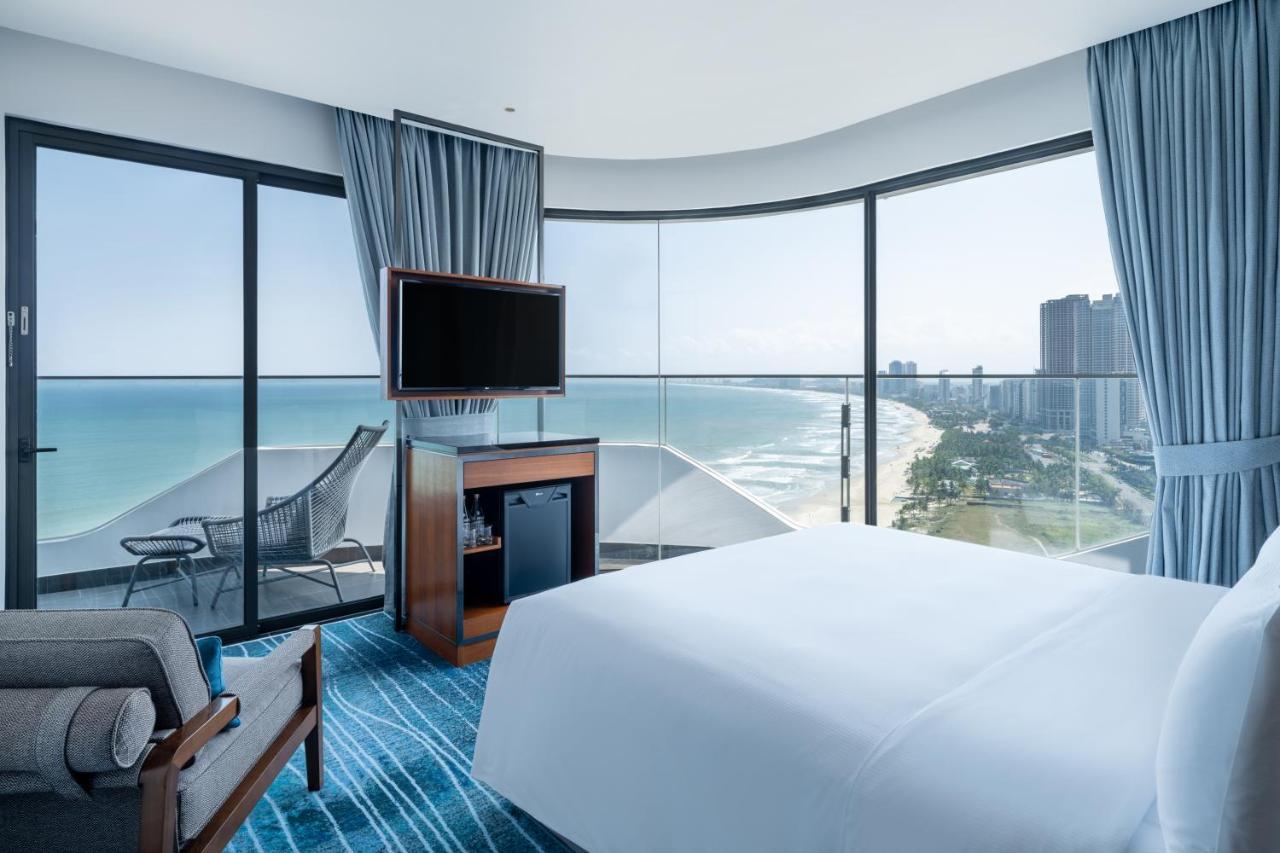 Hilton Garden Khách sạn Đà Nẵng