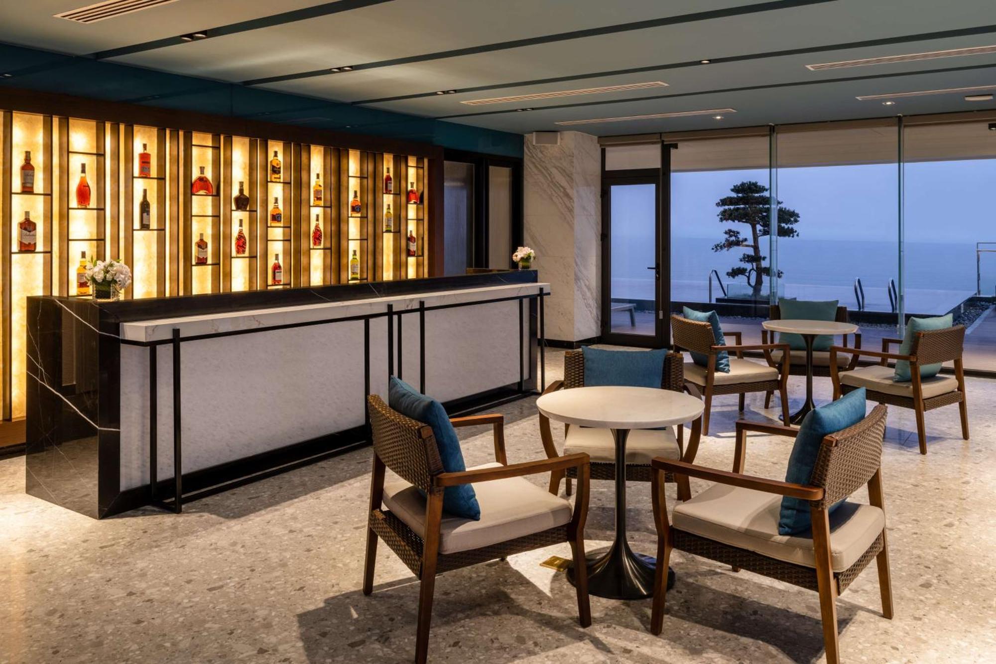 Hilton Garden 4* Đà Nẵng
